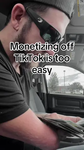 Who’s trying to get on that hustle? #Hustle #money #moneytok #monetizartiktok #fypシ゚viral  