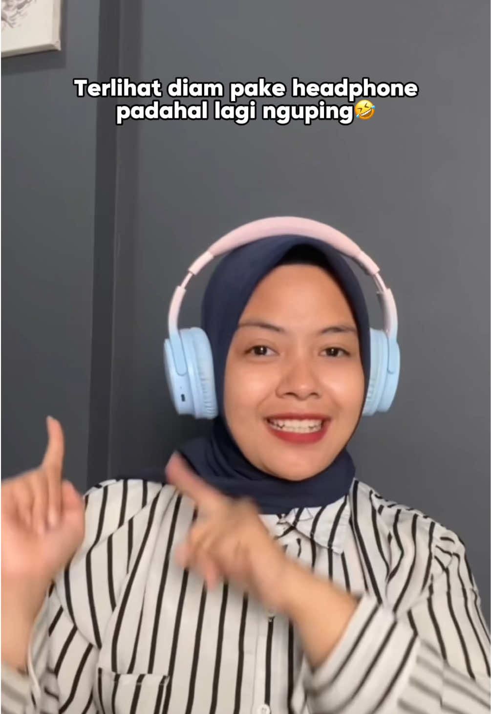 siapa yang sengaja pake headphone tapi ga denger musik, malah denger lagi digibahin🫣😂🎧#kiipindonesia #headphone #th60 