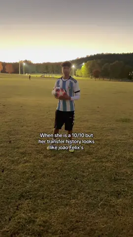 Footy humor #trend #joaofelix #nicolaspepé #Soccer #viral 