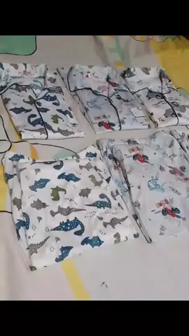 Sleepwear terno for kids. Super kapal Ng tela cotton na sya mga mi and super Ganda din Ng Print. Worth it talaga Ang price nya mga mi. #sleepwear #terno#forkids 