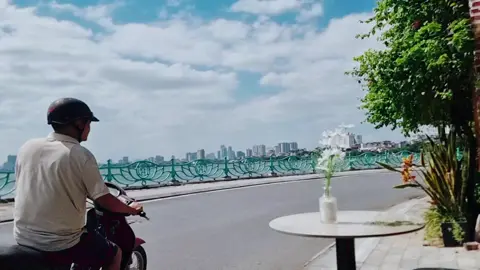 vạn vật đều thua mùa thu Hà Nội
