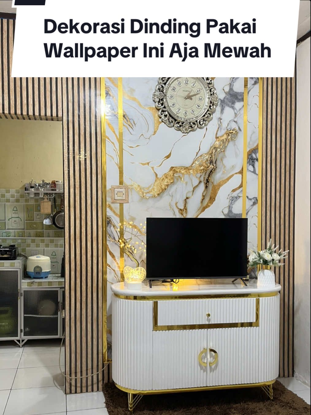 Wallpaper Dinding Marble Sudah Ada Prekatnya Tinggal Tempel Praktis 1 Roll Ukuran 120x280cm Banyak Pilihan Motif #wallpaper #wallpapermarmer #wallpaperdinding #wallpaperdindingmurah #wallpaperdindingkamar 