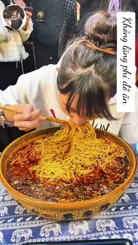 Thử thách tô mì 2,5 kí #mukbang #mukbangvideo #viral #tiktok #xuhuong 
