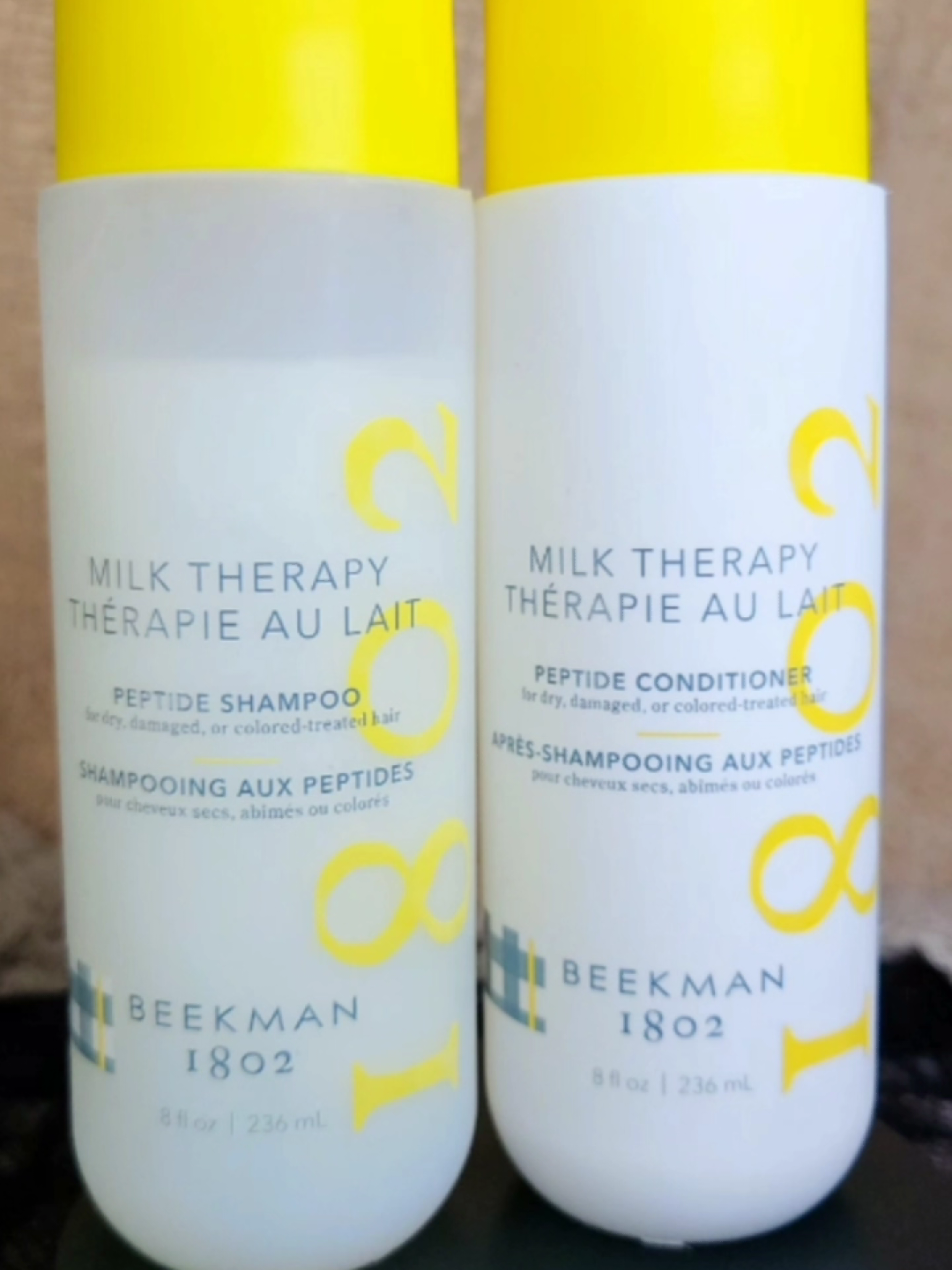 Looking for clinically proven hair repair? The Beekman 1802 Milk Therapy line is specifically formulated for dry, damaged, and color-treated hair. Powered by their signature goat milk, hydrolyzed collagen, and a Brazilian peptide bond, this formula is designed to deeply strengthen and rebuild hair bonds, reducing breakage. I purposely let my hair get as dry as possible to truly put this to the test, and the results are undeniable. My hair immediately felt softer, looks significantly shinier, and I’ve seen less breakage after several weeks of consistent use. It delivers!  There is a noticeable fragrance with this set. I personally enjoy the honeydew and tonka bean notes, though the floralness I could do without. Luckily, for those who don't like strong fragrance, the scent mellows out when you're done washing!  Are you ready to try this clinically proven hair treatment? Or are you sticking with your current routine? Let me know!  (So grateful to be one of just a hundred to receive this PR!)   #KindnessKrew #MilkTherapy #HairCare #BondRepair #HealthyHairJourney @Beekman 1802 
