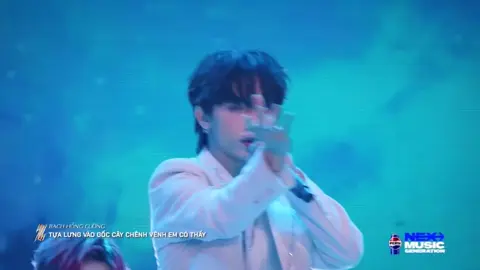 Bạch Hồng Cường in Chuyện đôi ta x We lit the show x Exposure 🥀✨ #cuongbach #showitall #chuyendoita #welittheshow #exposure 