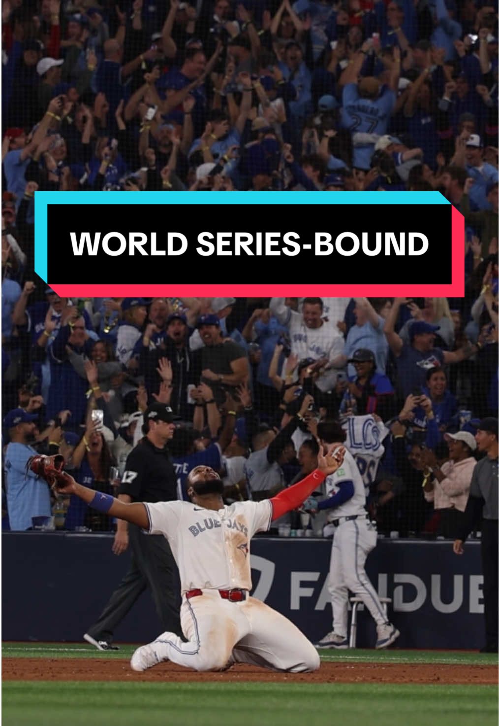 The 6ix won in 7 btw 🤣 #MLB #bluejays #baseball #Postseason #ALCS 