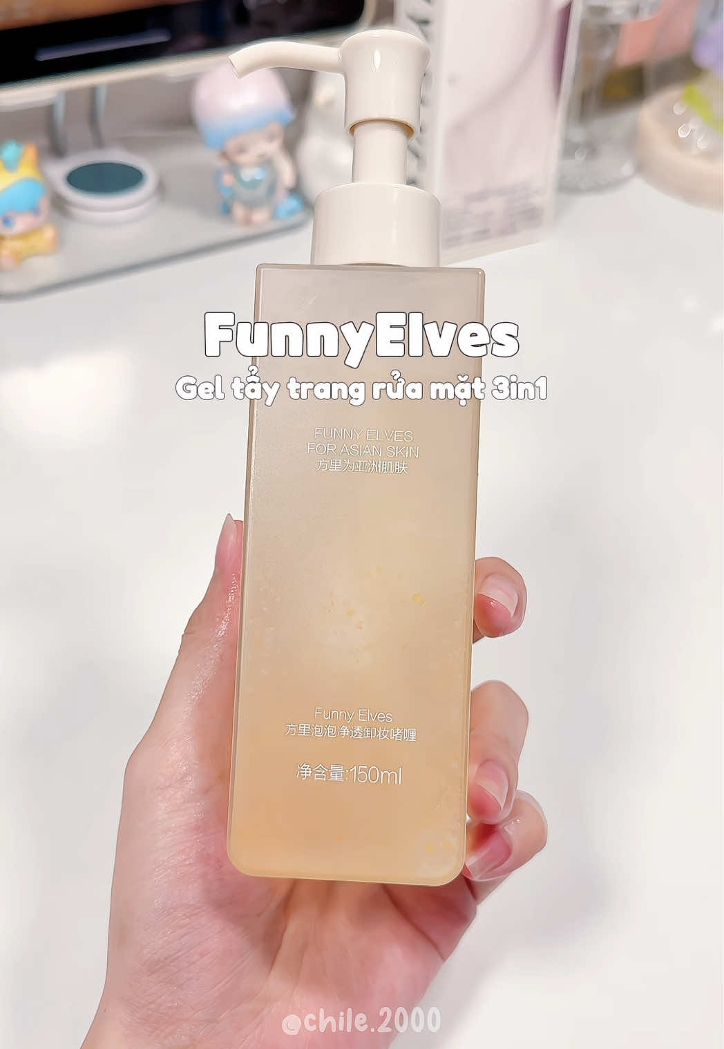 Gel tẩy trang kiêm rửa mặt 3in1 của FunnyElves. Mua là hời á, 1 chai nhìu công dụng ghê luôn #funnyelves #geltaytrangruamat #taytrang #ruamat #chichi2k 