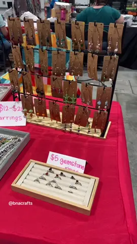 flea market things #SmallBusiness #crochet #jewelrymaking #jewelry #crochettiktok 