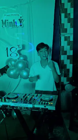 DJ này nhảy quá 🤣🤣✈️✈️  Cưới chính - Sp Zinz rmx #thinhhanh #djremix 