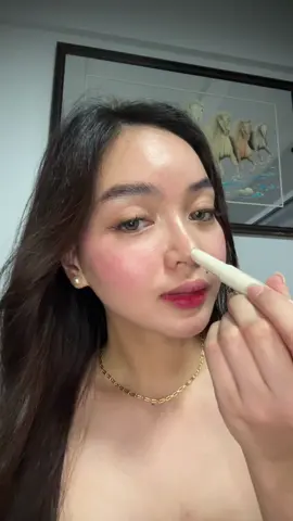 Obsessed with this highlighter peeen!!! 🤩 ✨ @Detail Cosmetics #detailcosmetics #highlighter #makeup #makeuptutorial #affiliatemarketing 