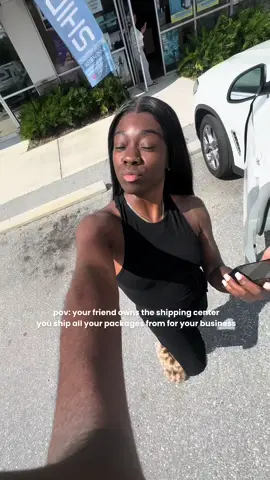I love having boss friends 🫶🏾 , being intentional is so important and having a circle of friends who are intentional as well can take everybody to the top ❤️ your circle matters @Amyah  tap into her shipping store mentorship to own your own store #fyp 