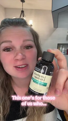 This one’s for those of us who know the struggle — waking up with puffy eyes, tight rings, and feeling blah for no reason 😩 I started using Nature’s Sunshine Lymphatic Drainage, and wow… game changer. ✨ Helps my body flush out what it doesn’t need ✨ Keeps swelling and puffiness down ✨ Makes me feel lighter, clearer, and way more energized It’s giving “I take care of myself” energy 💅 Just a few drops a day — and yes, you’ll feel it! #Forus #LymphaticSupport #NaturesSunshine #WellnessRoutine #DetoxDrops     