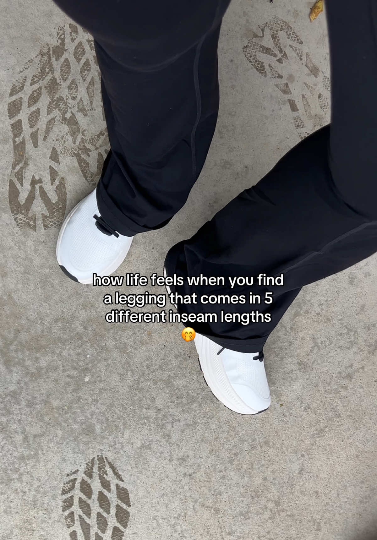 to say I’m obsessed is an understatement 🤭 @Halara_official #fashion #fashiontiktok #outfit #outfitideas #outfitinspo 