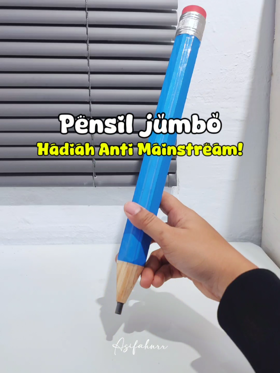 Hadiah anti mainstream! #pensil #pensiljumbo #ide #kadounik #unik 