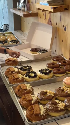 absolutely 🍩 #sundaybakeph #donuts