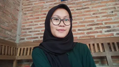 Nama : Intan Nur Cahya Ningsih Nim : 054428281 Prodi : Manajemen Universitas Terbuka Judul : dinamika perkembangan Pancasila dalam lintas sejarah bangsa Indonesia #ut #universitasterbuka #tugasvidio #pancasila 