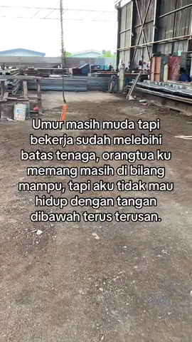 Perintis muda bukan pewaris muda😇#fyp #tkimalaysia🇲🇾🇮🇩 #welder #weldermuda 