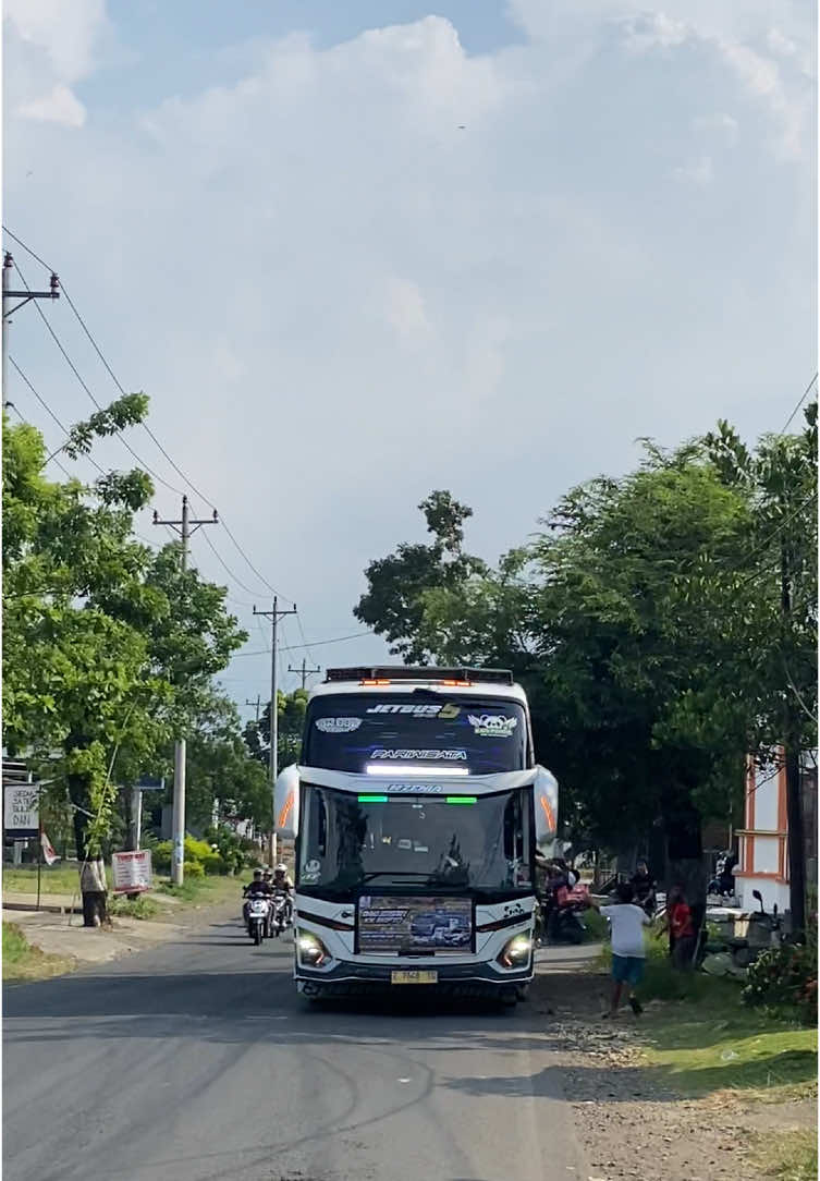 gelooo ini mah basuri tercandu😭🤩, enak banget sumpah nada basurinya🥰💃🏻, tapi susahnya ga tau judul lagunya😭😹 #fyp #basuri 
