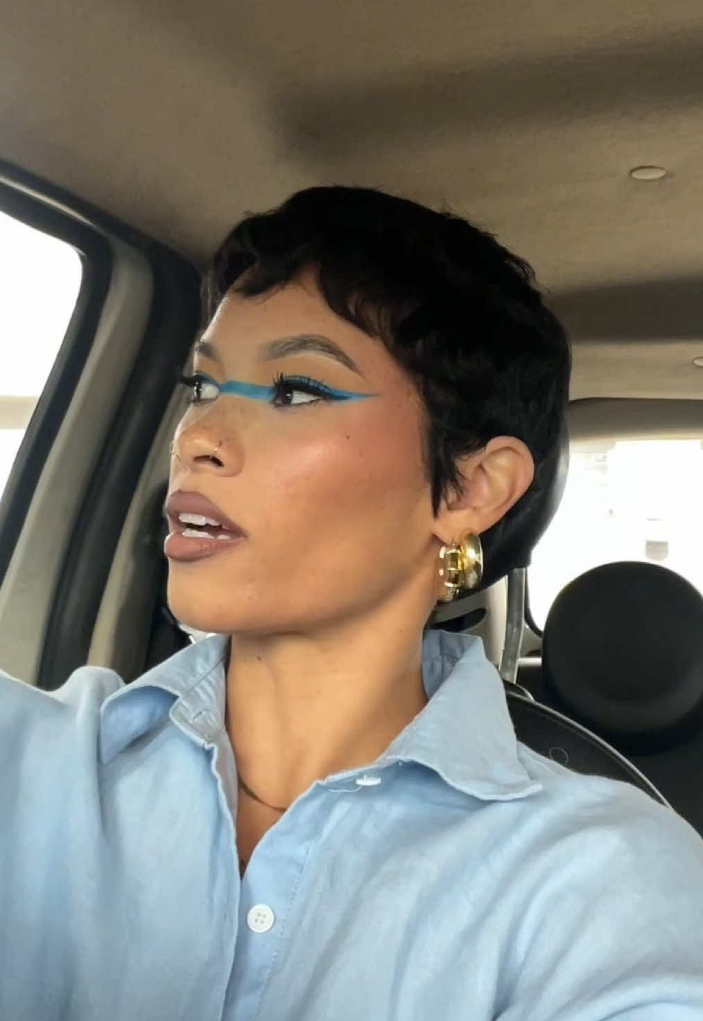 So what do you do when you don’t feel as confident?  Uhmmm….PRETEND 💅😤 #makeuplook #solangeinspired #facecard 