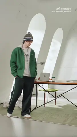 #เทรนด์วันนี้ หนุ่ม Lacoste หล่อน่ารัก #wangyibo #หวังอี้ป๋อ #อย่าปิดกั้นการมองเห็น #ขึ้นฟีดเถอะ 