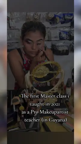 memory lane  makeup artisty, student client 