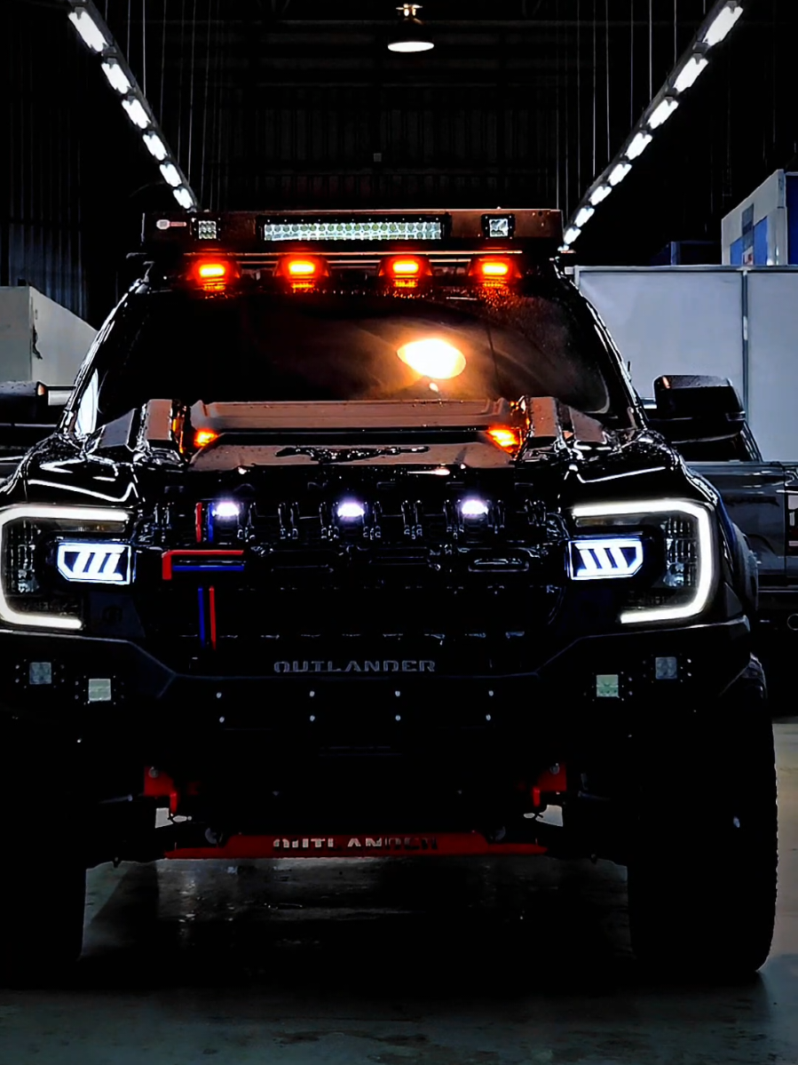 Ford Ranger XLS พร้อมชุดแต่ง เหล็กรอบคัน ชุด outlander แม็กยางขอบ 20 ยกช่วงล่าง 2 นิ้วสไตล์ออฟโรด ติดไฟแก๊ปหลังคา แรคหลังคา Hamer   สนใจรายละเอียดติดต่อชายปอ 061-929-1952 #tiktokรักรถ #ฟอร์ด #ชายปอฟอร์ด0619291952 #fordแต่ง #ฟีดดดシ 