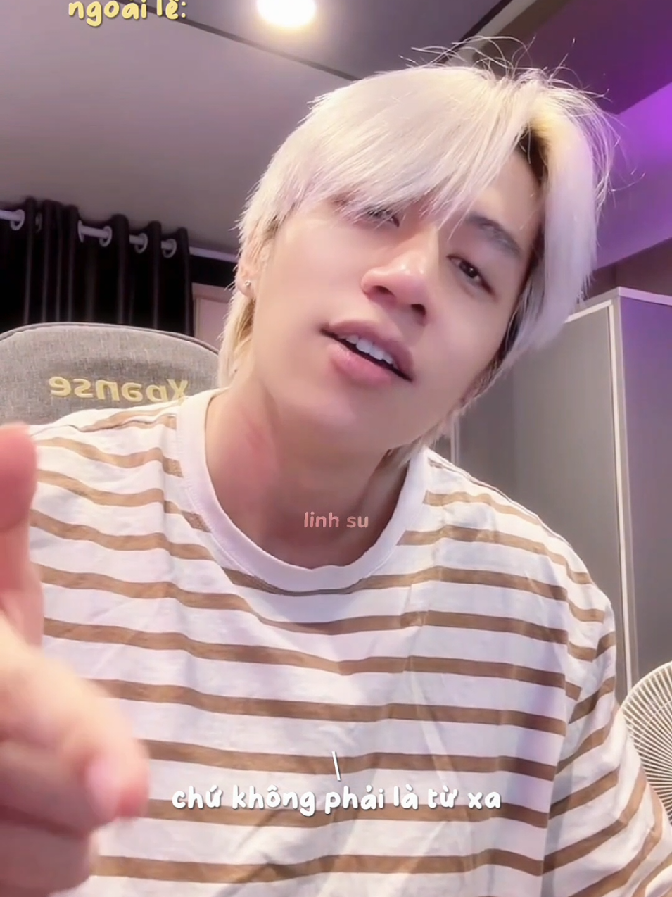 thầy nói chuyện với em là hạ tone giọng, bật mood nũng nịu liền mà em dám thoại với thầy là 