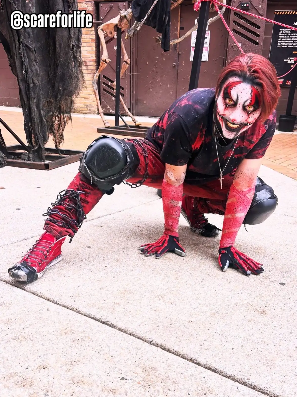 Your clown got finally contacts! OOWWWW! #fypシ #hauntactor #slider #redtheclown #fyp 