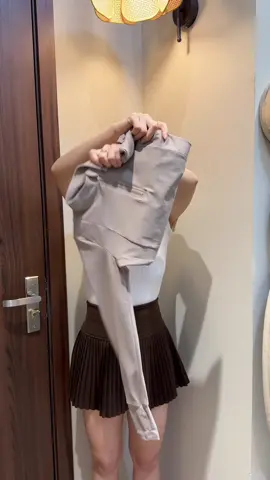 Áo thể thao dài tay#ceonha3chang #thoitrangnu #dotapnu #aochaybo #viral 