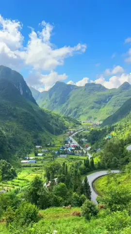Tốp 10 thung lũng đẹp nhất Việt Nam #traveltok #traveltiktok #travel #vietnamtoiyeu #vietnam 