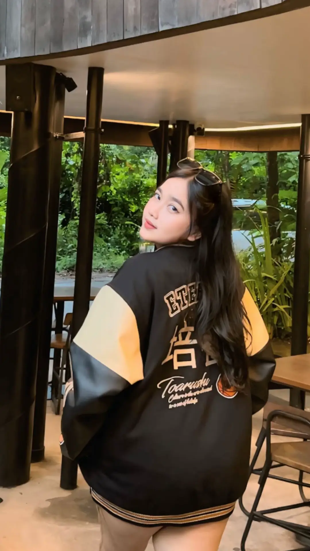 Hanya perempuan yang berusaha melakukan yang terbaik untuk masa depannya🥺
