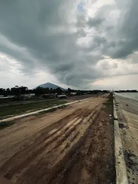 并非每个选择都是正确的，并非每条路都很容易……”