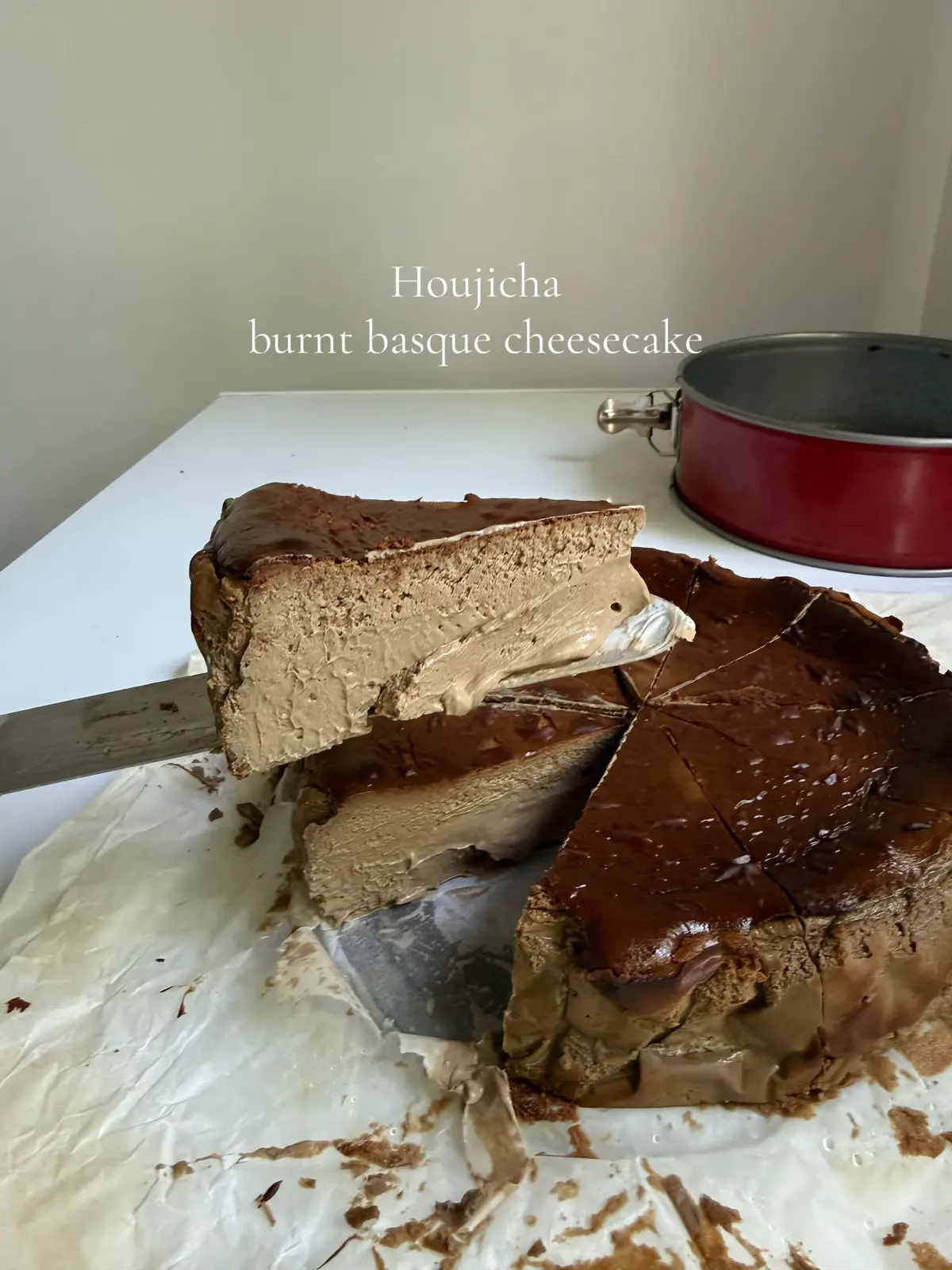 Earthy, toasty, and indulgent — Houjicha Burnt Basque Cheesecake 🤎
