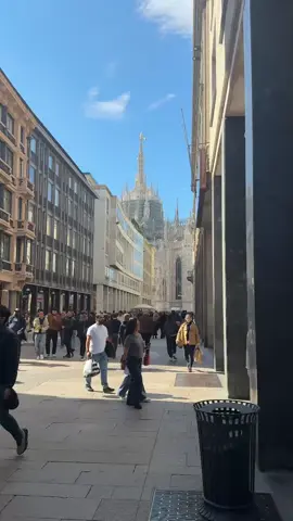 #italy #como #milan #plam #curnusco 