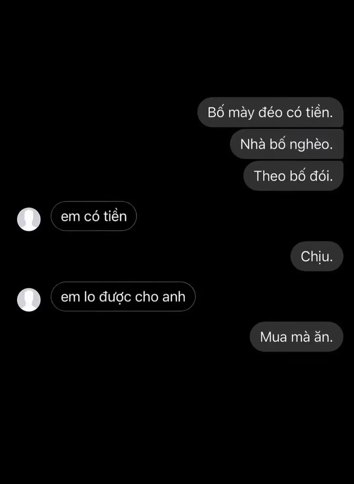 Đời thằng con trai không tiền, nó bạc lắm em ơi... Không phải ai cũng hiếu, cũng cảm thông. Có những lúc chỉ biết im lặng nhìn cuộc sống trôi qua trước mặt, cơ hội đến rồi vụt mất vì trong túi chẳng có nổi vài đồng. Muốn yêu thương, muốn che chở một người con gái cũng phải có điều kiện ít nhất là đủ để cho người ta thấy được một tương lai. Nhưng khi không tiền, lời nói cũng nhẹ tênh, mơ ước thì mong manh, còn ánh mắt người đời thì cứ xoáy sâu vào cái nghèo như tội lỗi. Đàn ông không sợ cực, chỉ sợ không có gì để lo cho người mình thương. Đời bạc thật, nhưng thôi, gông lên mà sông. Vì một ngày nào đó, khi có tiền, không cần phải giải thích gì nhiều... tất cả sẽ #tamtrangbuon #suhuong #uocduoclenxuhuong #xuhuongtiktok #xuhuongtiktok2025🥰 