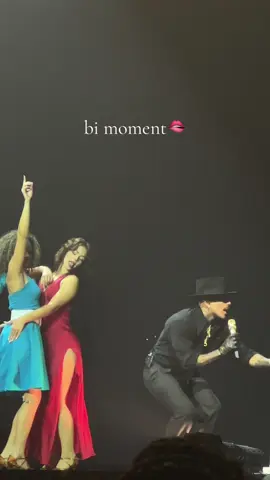🫦 #rauwalejandro #movistararena #argentina #bisexual #fpyシ 