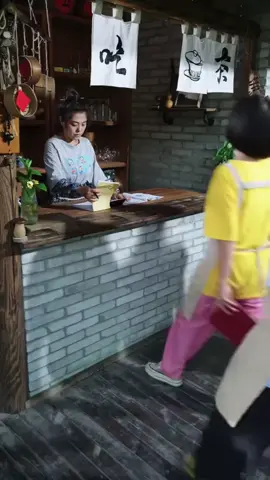 Biết tại sao chưa #hai #xuhuong #xuhuongtiktok #giaitri 