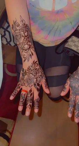 #henna #artist #tattoos #beauty 