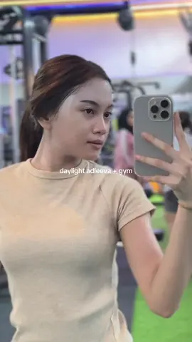 daylight + gym gaada lawan😭🫵🏻@Adleeva #adleevaskincare 