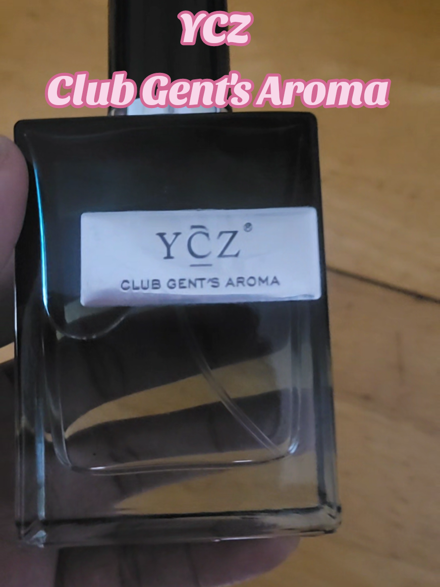 My nose picks this up as a sweet, citrusy, masculine scent.  Top Notes: Apple, Ginger, Bergamot Heart Notes: Sage, Juniper Berry, Geranium Base Notes: Amberwood, Tonka Bean, Cedar #ycz #yczclubgentsaroma #ttsfragrancelab #tiktokshopcreatorpicks #colognetiktok @Y CZ 