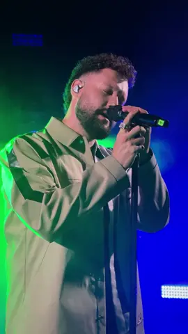 Today, almost 3 years later, Calum is finally back in Warsaw, my hometown ❤️ I still can’t believe this is happening!#music #showcase #livemusic #universalmusic #showcaseevent #youarethereason #liveperformance #concertnight #calumscott #warsaw #unforgettablenight 