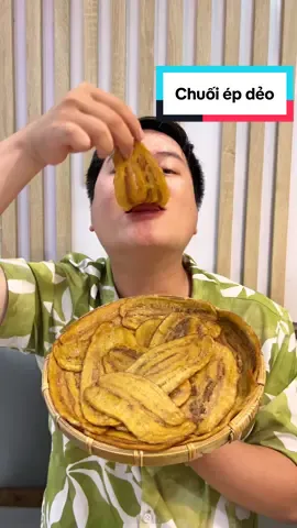 Chuối ép dẻo món ăn ngon mẹ làm nè. #tuthichnauanne #review #chuoiepdeo #chuoisachgonut #LearnOnTikTok 