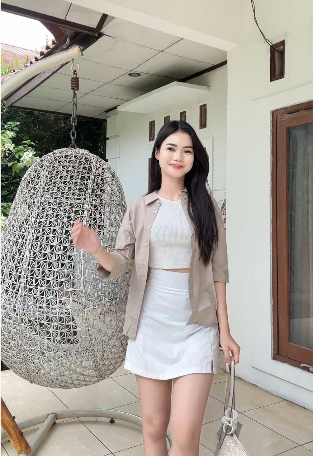 fit check sebelum pergi ngedate😋 kemeja super lucu dari @Perfect on You 🤩💖