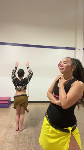 Happy practice w/ @Joanna Alexa 🫶 #oritahiti #lemana #faarapu 