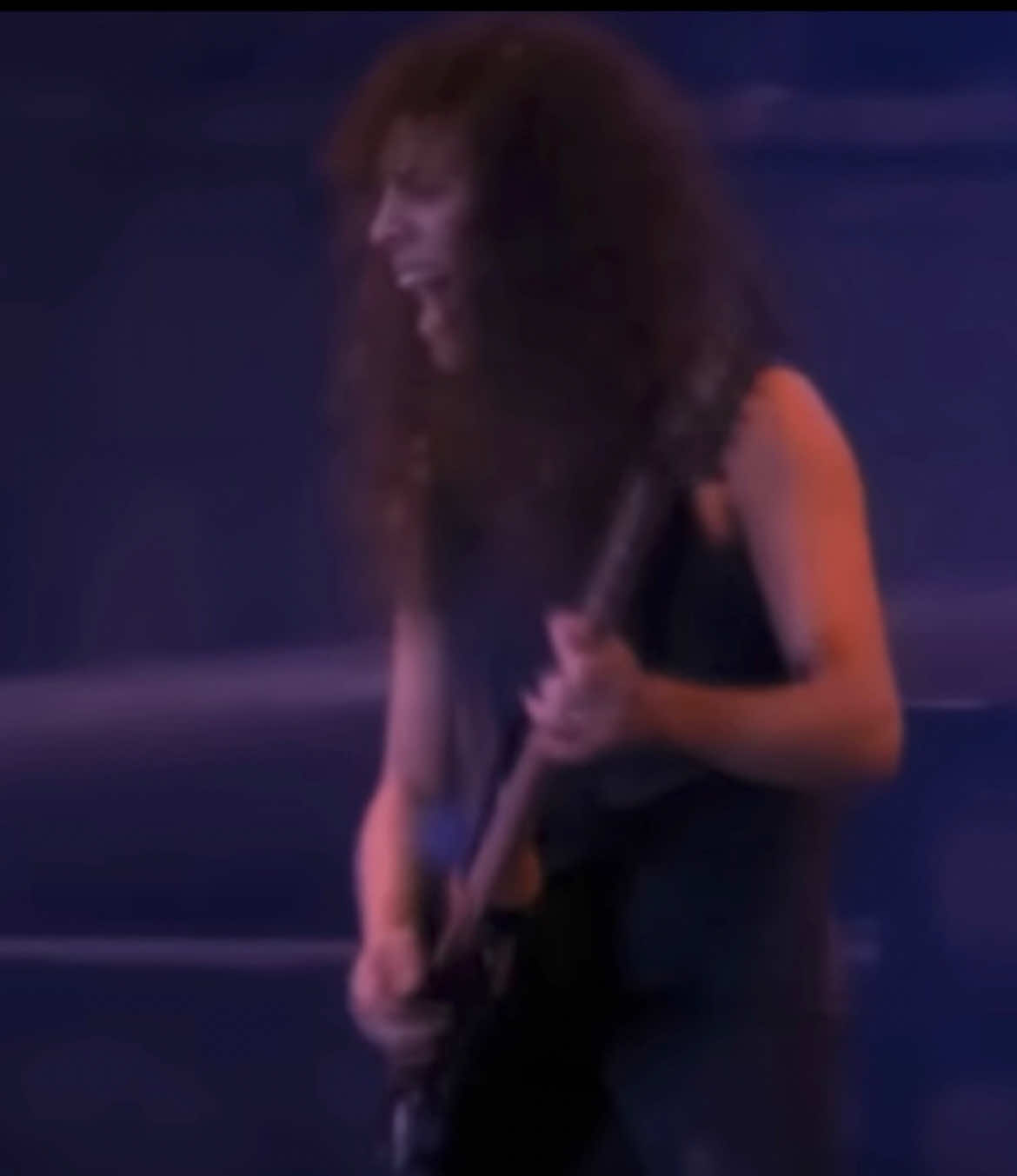 Hey so this sucks LMAO last time editing the Seattle show i promise 😭🤣 #metallica #metallicaedit #metallicalive #foryoupage #fyp 