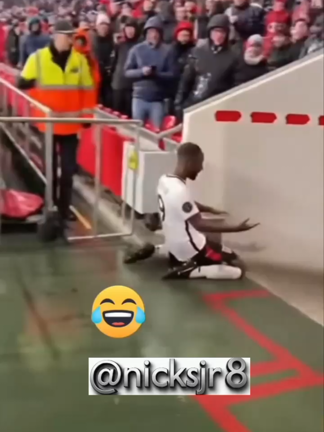 Funniest moments in football history 🤣 follow for more #funny #football #fyp #viralvideo 