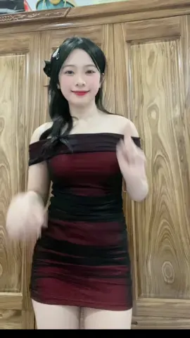 em chỉ coi tình yêu này:))