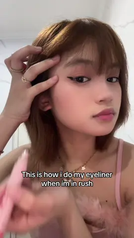 #wingedeyeliner #eyelinerstamp #pinkflashmusthaves #pinkflashph #fastmakeup 