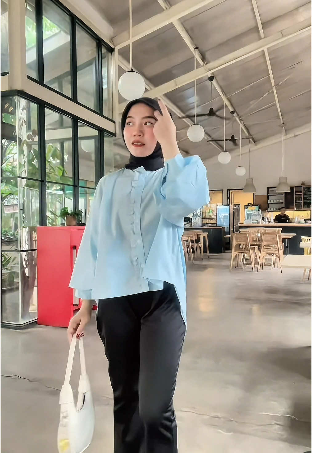 Nggak perlu ribet buat tampil rapi, ini aja udah cukup banget #fyp #DailyOutfit #atasanwanita 