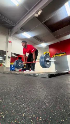 Forgot to upload the second set work was busy… however Another 315 set… just staying locked in.   #Str#StrengthTrainingm#GymGrindnsistencyKills